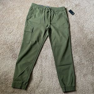 “NWT” Joes Jeans Joggers SZ Medium Color Green